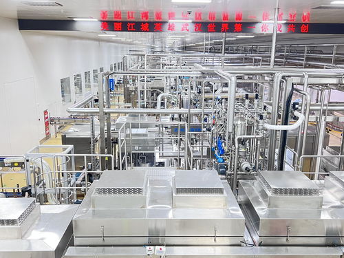 蒙牛高科武漢工廠智改管控質(zhì)量,每一滴奶均能追溯奶源